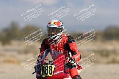 media/Dec-07-2025-CVMA (Sun) [[3e7d2de5dc]]/Race 5-Formula UL-CVMA Hooligans-American Thunder/